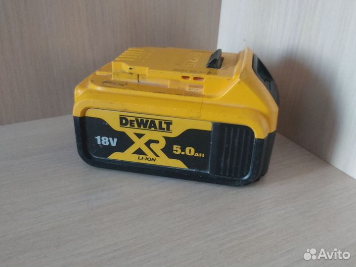 Аккумулятор Dewalt 18v 5ah