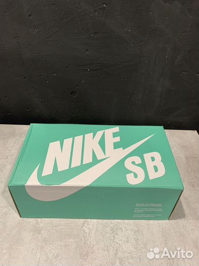 Кроссовки nike женские SB Dunk