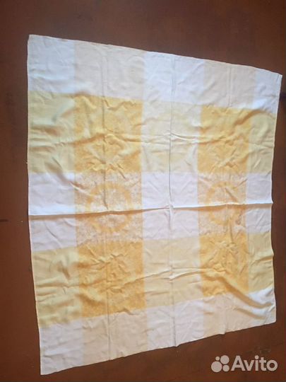 Скатерть хлопок желтая с белым