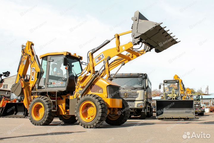 Экскаватор-погрузчик Runmax SE325T, 2023