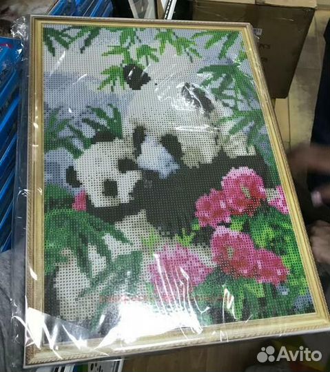 Алмазная мозаика 40x50 Роскошный павлин на цветуще