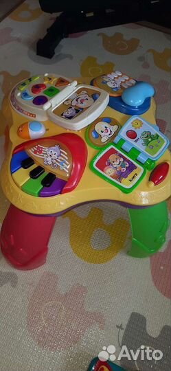 Музыкальный столик Fisher-Price/игрушки/пианино