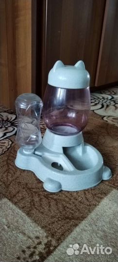 Автокормушка с поилкой