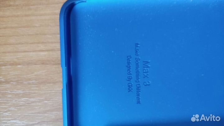 Чехлы на телефон MAX 3