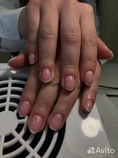 Наращивание ногтей