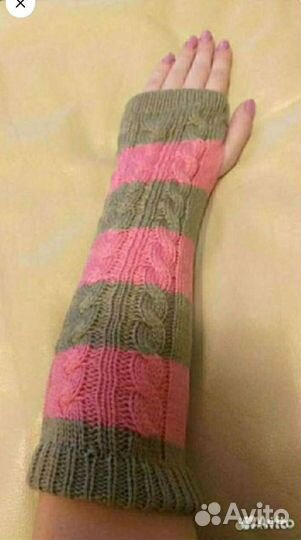 Пакетом аксессуары женск+митенки.Цена за всё