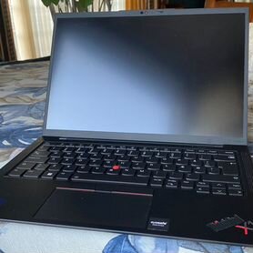 Lenovo Thinkpad X1 Carbon Gen 10