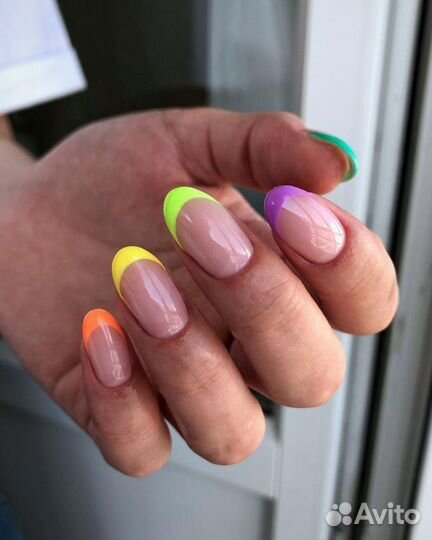 Маникюр/педикюр