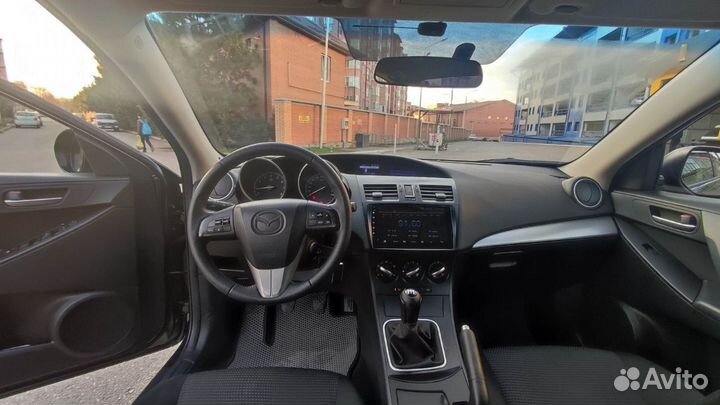 Mazda 3 1.6 МТ, 2011, 140 000 км