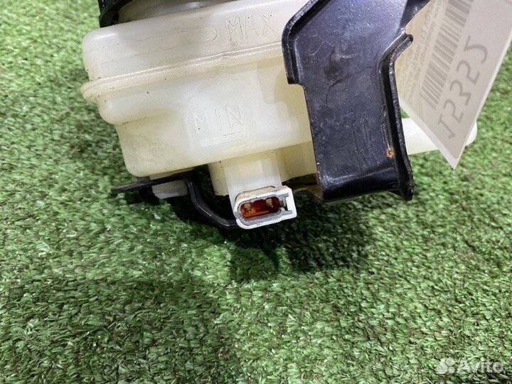 Бачок для тормозной жидкости Nissan Teana J32