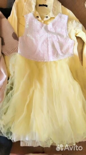 Одела на девочку