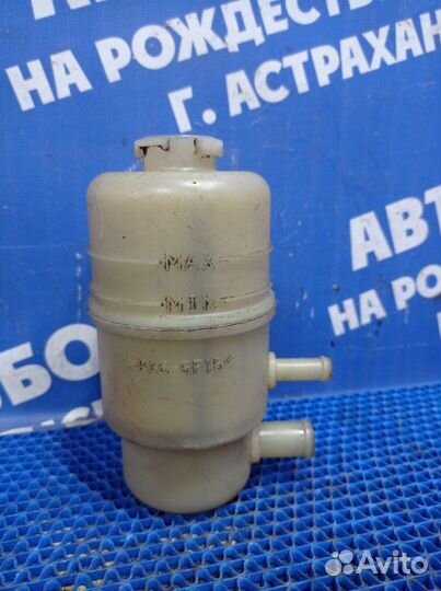 Бачок гидроусилителя Mitsubishi Lancer Cedia седан