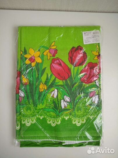 Скатерть и полотенца кухонные 3 шт, новый набор