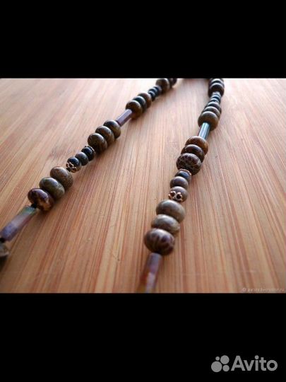 Колье из яшмы и агата