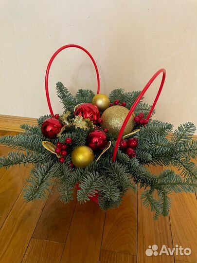 Корзинка новогодняя
