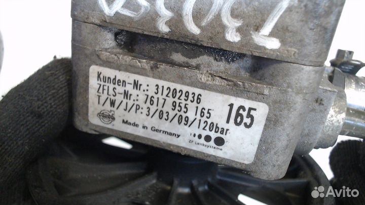 Гур Volvo XC90, 2005