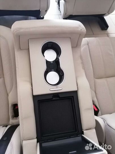 Салон Range Rover vogue 4 SVO