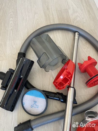 Пылесос Tefal Compact Power Cyclonic TW3724