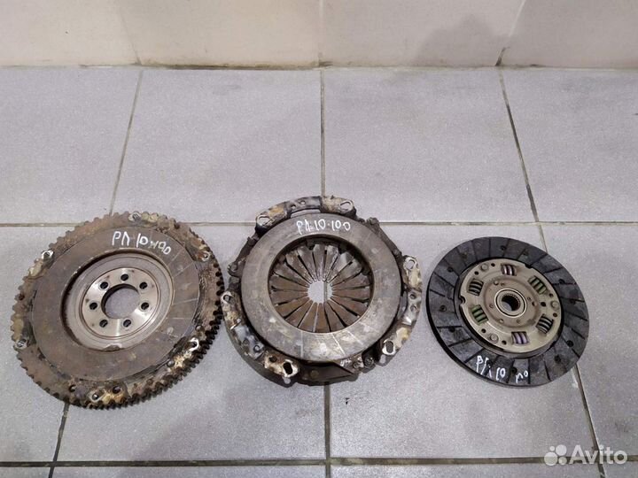 Корзина сцепления, диск. Рено логан. Рено сандеро