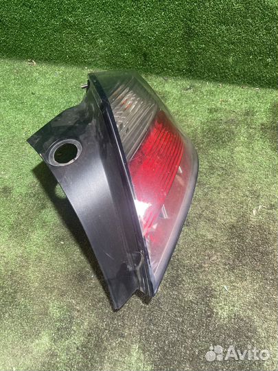 Задний правый фонарь opel astra h gtc