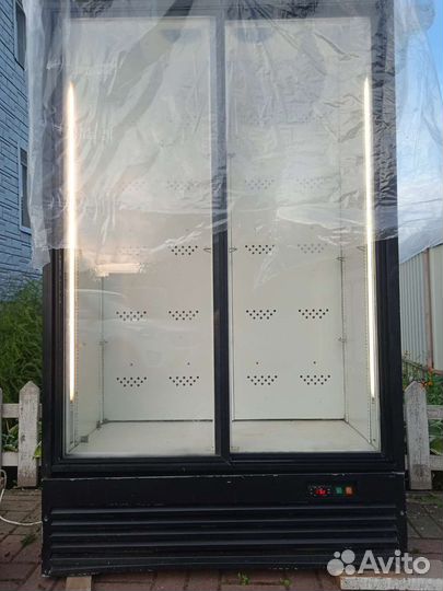 Холодильный шкаф двухдверный bc-112cd бу