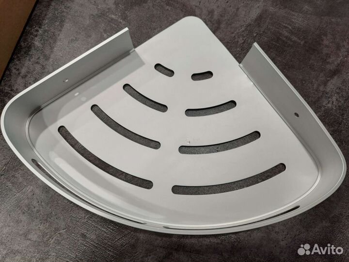 Угловая полка для ванной