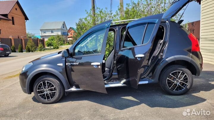 Renault Sandero Stepway 1.6 МТ, 2012, 134 000 км