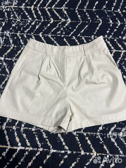 Шорты женские