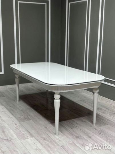 Стол обеденный. Оплата при получении