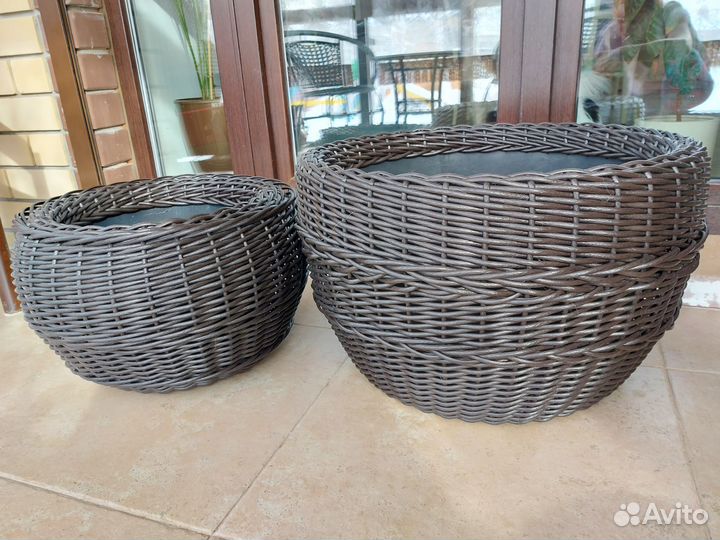 Кашпо для цветов из ротанга