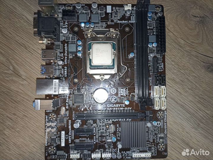 Материнская плата