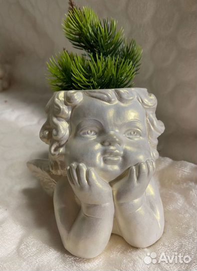 Кашпо ангел