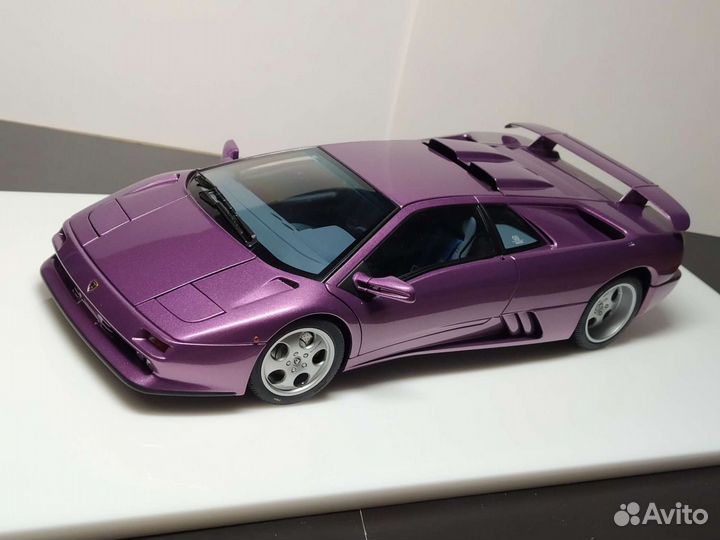Autoart 1/18 Lamborghini Diablo SE30 Jota, Viola