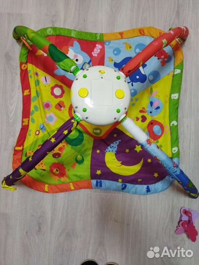 Развивающий коврик