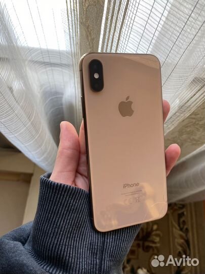 iPhone Xs, 64 ГБ
