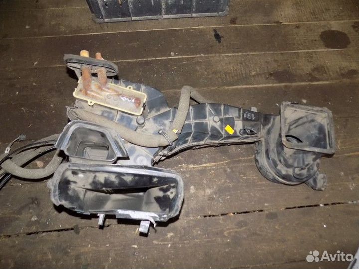 Корпус отопителя Golf III/Vento 1991-1997