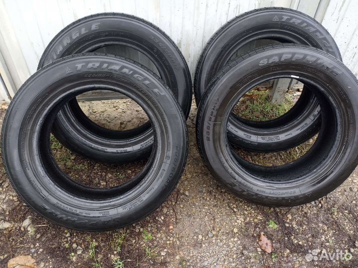 Triangle TR257 235/60 R17