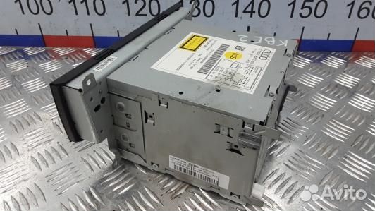 Магнитола audi A4 B8 (KBE02I401)