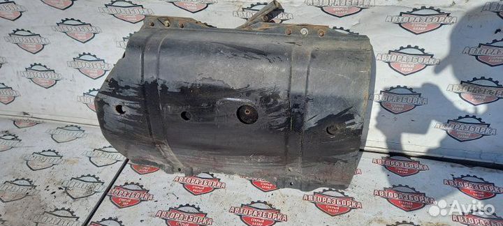 Топливный бак Mitsubishi Pajero V26 4M40T