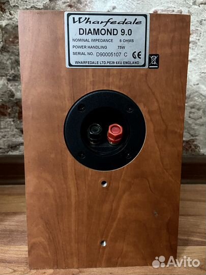 Колонки полочные Wharfedale Diamond 9.0