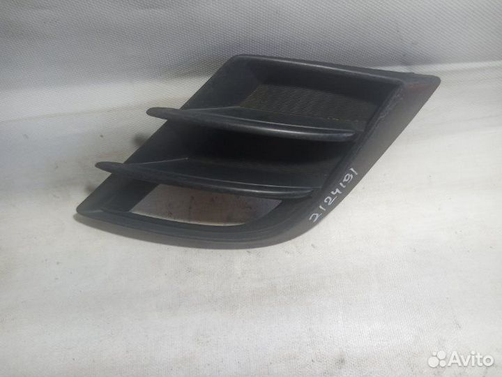 Накладка на туманку передняя левая Mazda 3 BL