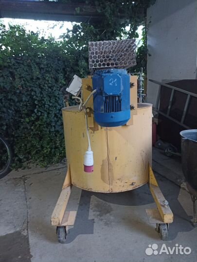 Бетоносмеситель Бас 250