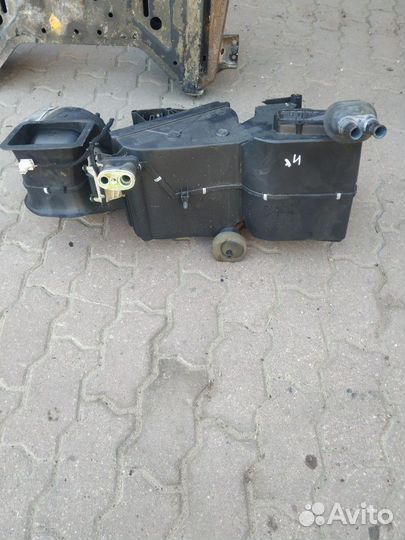 Ауди а4б5 корпус печки климата оригинал