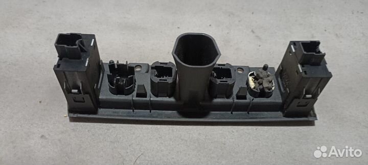 Блок кнопок обогрева центральный Форд Фокус 2