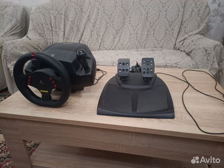 Logitech momo racing