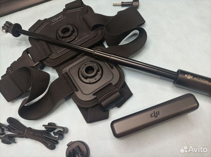 Комплект от dji action 3 adventure combo