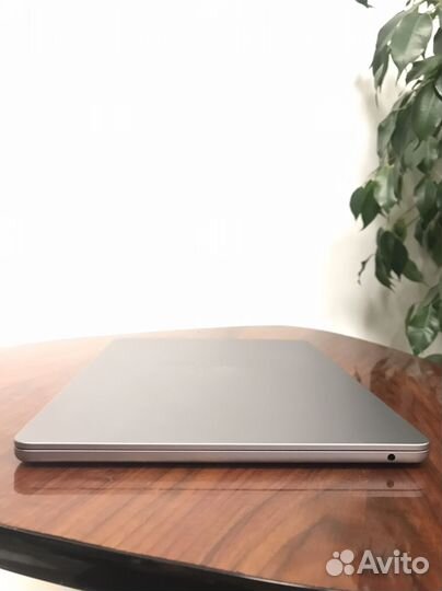 Macbook Air 13 m2 2022 8gb 512gb