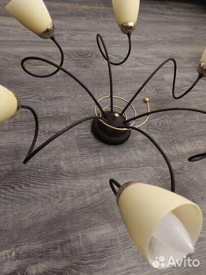 Люстра потолочная