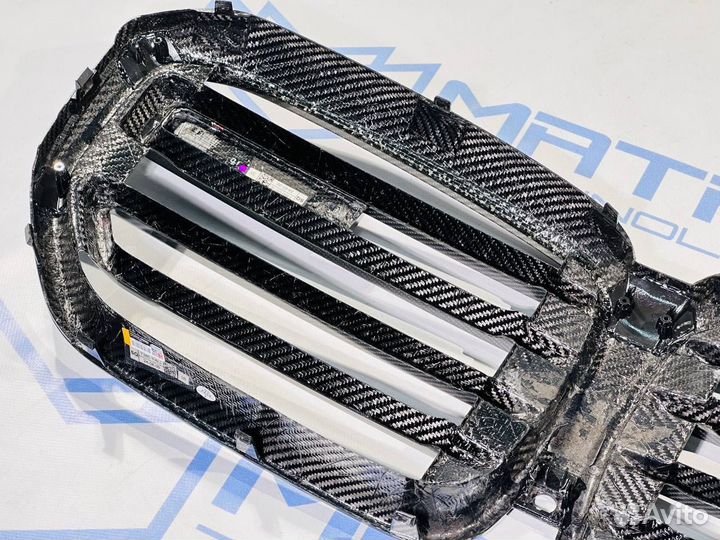 Решетка радиатора BMW X5 G05 рест, сухой карбон