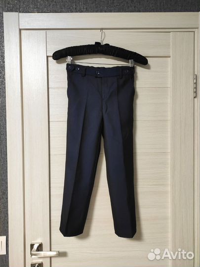 Костюм тройка